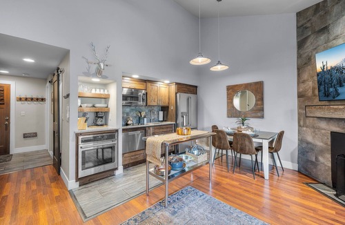 Century West Condo | Upper-Level Condo with Resort Pool and Hot Tub access