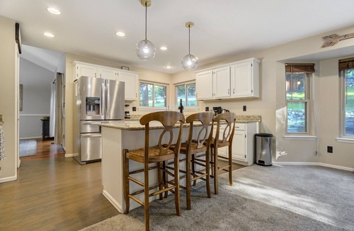 Northwest Colorado Springs House | Upper Level | Mountain-View Retreat