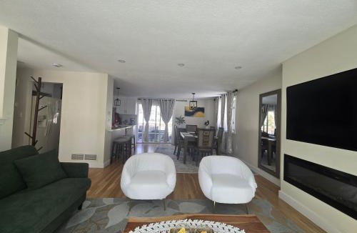 Norwood House | Upper-Level Oasis- Ideal for 2026 World Cup visitors