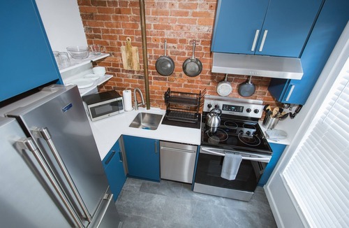 Mill River Apartment | Upper Maisonette, Court Street