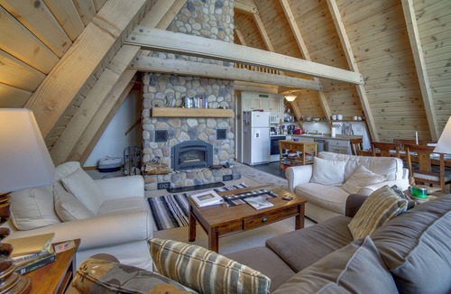 Channing Cabin | Upper Peninsula Lakefront A-Frame Cabin w/Dock