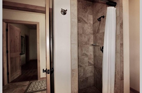 Whitehall House | Upper Ranch - 100 Acre Mountain Views