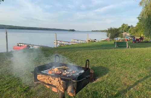 Rideau Lakes Cottage | Upper Rideau Resorts Waterfront Cabin #3