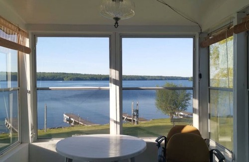 Rideau Lakes Cabin | Upper Rideau Resorts waterfront cabin#6