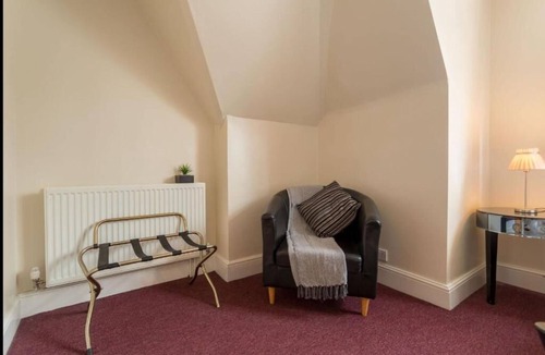 Kemptown Hotel | Upper Rock 10 - double room en-suite