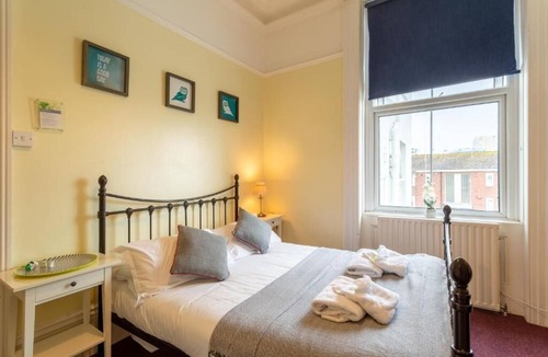 Kemptown Hotel | Upper Rock 3 - double room en-suite