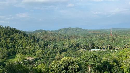 Kampung Sungai Kechil Ulu House | Upper Room Hideaway