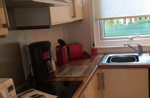 Bont Newydd Ski Chalet | Upper snowdon white lodge.