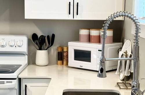 Port Williams House | Upper Unit 1067 Rawding