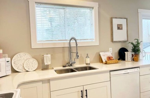 Port Williams House | Upper Unit 1067 Rawding