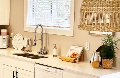 Port Williams House | Upper Unit 1067 Rawding