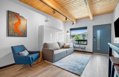 West Central Apartment | Uprise 3 Bridgewater Lofts