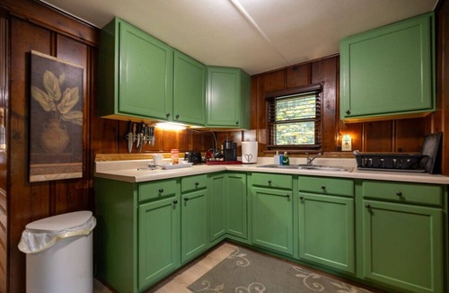 Blue River Cabin | Upriver Nest: Riverfront Oasis