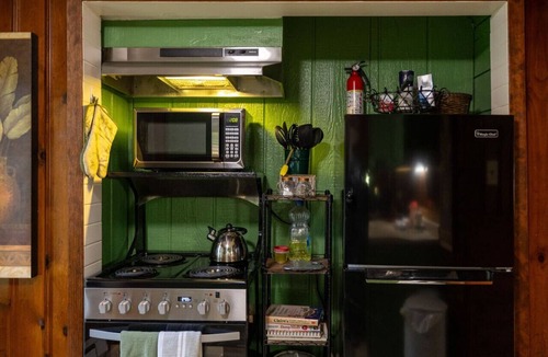 Blue River Cabin | Upriver Nest: Riverfront Oasis