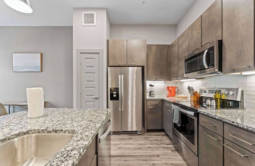 Montopolis Apartment | Upscale 1BR luxe suite close to Downtown w/fast WiFi