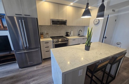 Downtown Toronto Apartment | Upscale 2-Bedroom Residence – Elm Ledbury