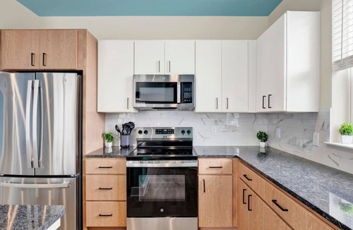 Pooler Apartment | Upscale 2BR Getaway | Minutes to Savannah