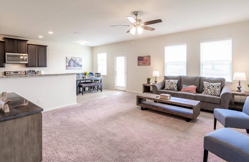 Medina Valley House | Upscale 3/2 *️ Entire House *️ JBSA Lackland *️ SeaWorld