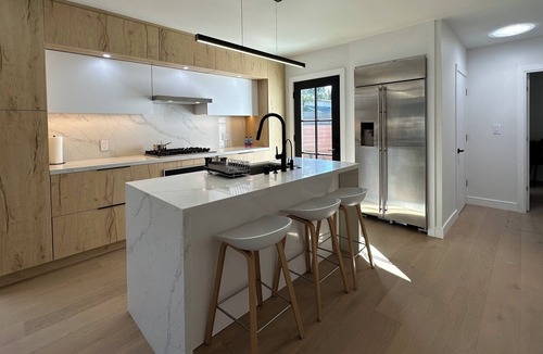 Shoreline West House | Upscale 3B2B Modern House Near Mountain View Downtown