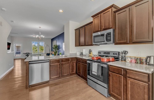 Southwest Raleigh House | Upscale 3BR TownhouseMins to Downtown