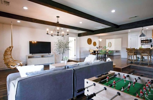 Little Forest Hills House | Upscale 3BR with Yard Games, Heated Pool and Hot Tub