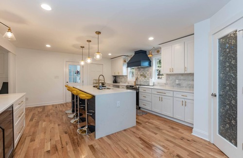 Northwest Raleigh Villa | Upscale 4 bedroom villa with large fenced backyard