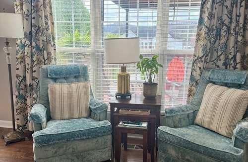 Bluff City House | Upscale 4 BR home in Northeast TN