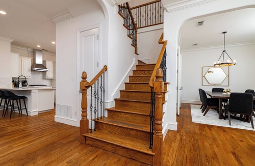 Knox - Henderson House | Upscale 4BR Retreat Sleeps 8 World Cup Getaway