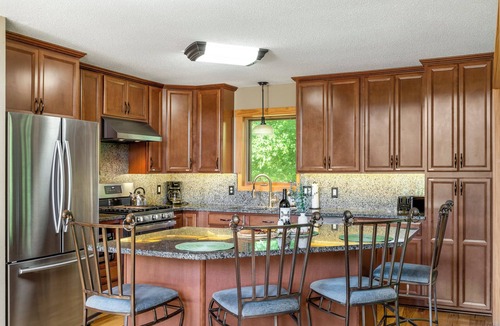 The Galena Territory Cabin | Upscale 5King Bed 5Bath Views Theater HotTub Fire Pit Pets Luxe Amenities