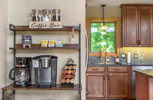 The Galena Territory Cabin | Upscale 5King Bed 5Bath Views Theater HotTub Fire Pit Pets Luxe Amenities