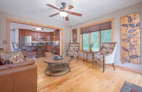 The Galena Territory Cabin | Upscale 5King Bed 5Bath Views Theater HotTub Fire Pit Pets Luxe Amenities
