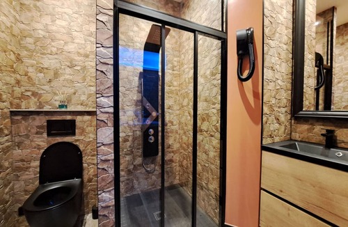 Arras Apartment | Upscale Accommodation