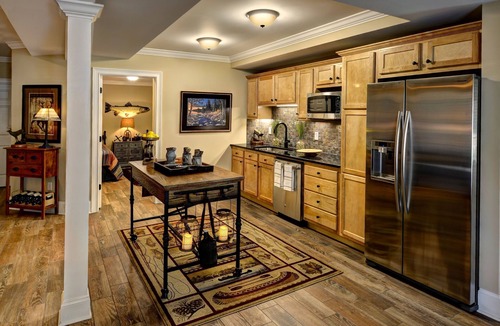 Skaneateles House | Upscale Adirondack inspired Evan's Lodge