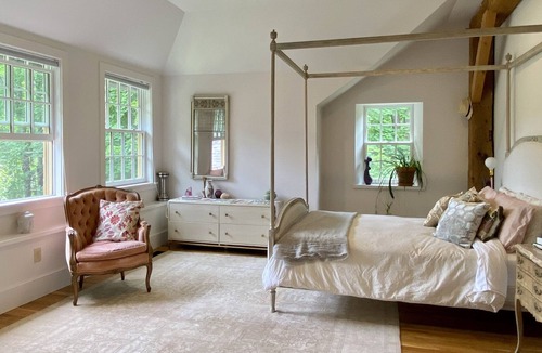 South Lee House | Upscale Architecturally Designed Berkshire Home