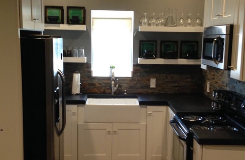 Bluffton Apartment | Upscale but cozy on Main