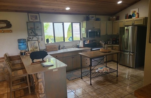Dripping Springs House | Upscale Cabin between Dripping Springs & Johnson City