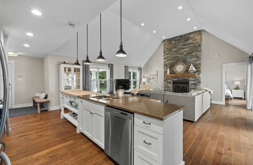 Bayview House | Upscale Cavendish Waterfront Home with Stunning Bay Views and Modern Comfort