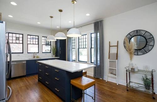 Hillsboro Village House | Upscale Craftsman, Hot Tub, Walk to Belmont & 12 South