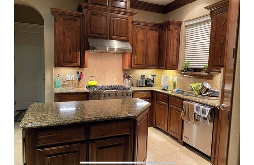 Oak Lawn House | Upscale Dallas Retreat Near AAC & AT&T Stadium near Dining, nightlife