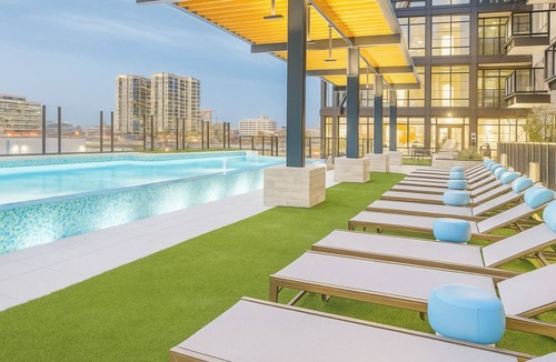Deep Ellum Apartment | Upscale Deep Ellum Stay Prime Location!