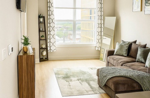Deep Ellum Apartment | Upscale Deep Ellum Stay Prime Location!