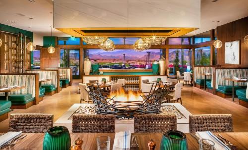 Punkin Center House | Upscale Desert Home Golf Pool Dining Hot Tub