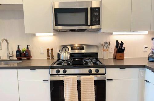 Lyon Street Apartment | Upscale Escape 10 Min from Disneyland With Pool & Gym