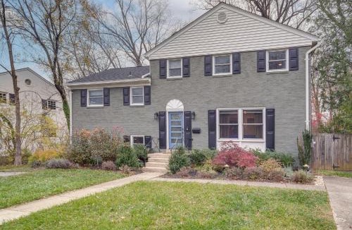 North Bethesda House | Upscale Family Retreat Near DC & Georgetown!