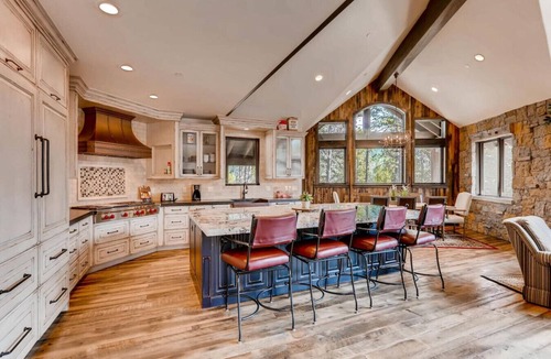 Copper Mountain House | Upscale Family Retreat 150ft to Ski Lifts ~ Hot Tub - 11 Beds