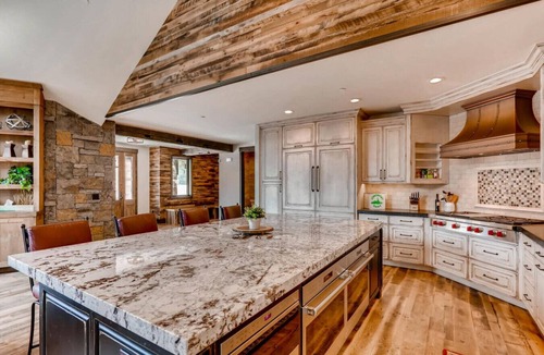 Copper Mountain House | Upscale Family Retreat 150ft to Ski Lifts ~ Hot Tub - 11 Beds