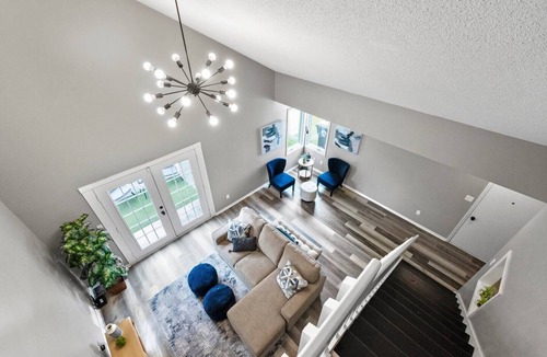 Saint Marys  Allen County Condo | Upscale Fort Wayne Condo | Attached Garage, Modern Comfort