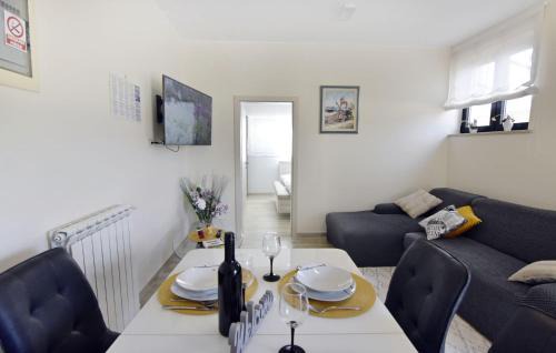 Savudrija Apartment | Upscale fully equipped apartment