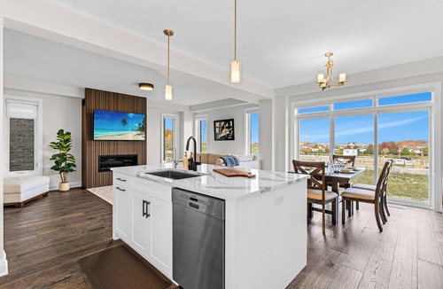 Waterloo House | Upscale Getaway | Hiking Trails | Close to St. Jacob's Market