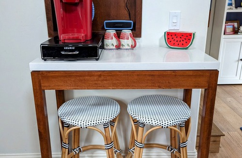 San Luis Obispo Cottage | Upscale Guesthouse with Bonus Studio and Lush Garden